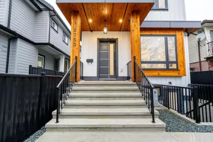 1 2753 Nanaimo Street, Vancouver, BC, Vancouver — Half Duplex for sale