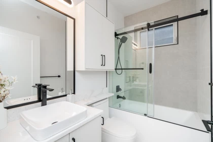 Laundry Room Photo of 1 2753 Nanaimo Street, Vancouver, BC