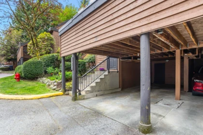 429 Cambridge Way, Port Moody, BC, Port Moody — Townhouse for sale