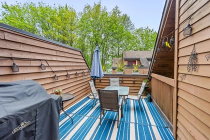 Hot Tub / Spa Photo of 429 Cambridge Way, Port Moody, BC