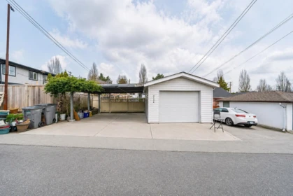 Outdoor Deck Photo of 3134 E 1st Avenue, Vancouver, BC