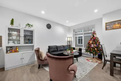 Breakfast Nook Photo of 9 11267 133 Street, Surrey, BC
