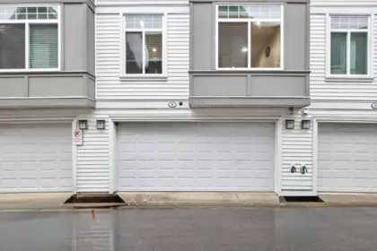 Front Yard Photo of 9 11267 133 Street, Surrey, BC