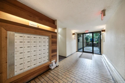 Basement Recreation Room Photo of 201 14925 100 Avenue, Surrey, BC