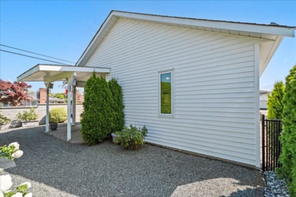 Backyard Photo of 1 46244 Brooks Avenue, Chilliwack, BC