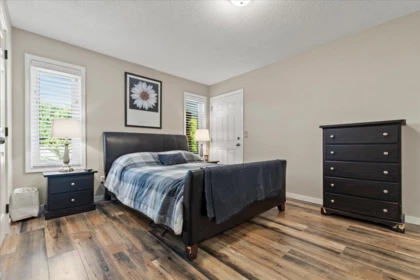 Guest Bathroom Photo of 1 46244 Brooks Avenue, Chilliwack, BC