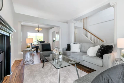 Breakfast Nook Photo of 18811 65 Avenue, Surrey, BC