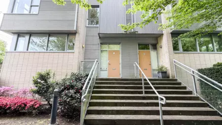390 E 11th Avenue, Vancouver, BC, Vancouver — Townhouse for sale