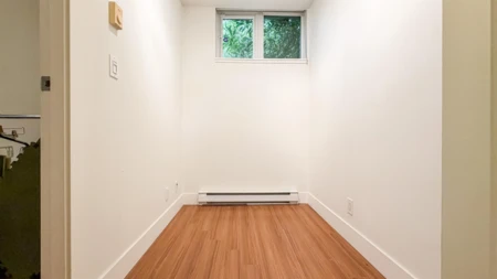 Garage Interior Photo of 390 E 11th Avenue, Vancouver, BC