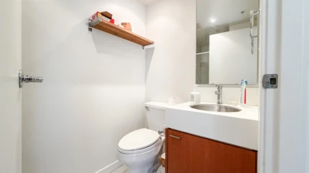 Mudroom Photo of 390 E 11th Avenue, Vancouver, BC