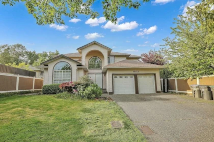 Outdoor Kitchen Photo of 16123 86 Avenue, Surrey, BC