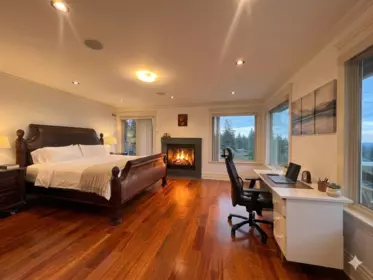 Breakfast Nook Photo of 885 Beaconsfield Road, North Vancouver, BC