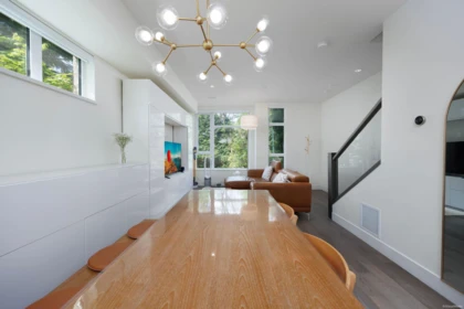 Kitchen Photo of 5552 Oak Street, Vancouver, BC