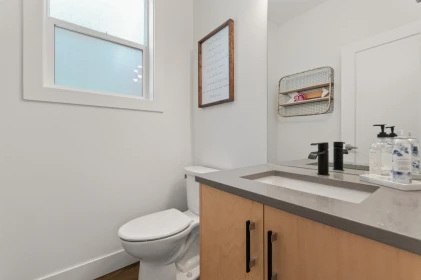 Laundry Room Photo of 1 6262 Rexford Drive, Chilliwack, BC