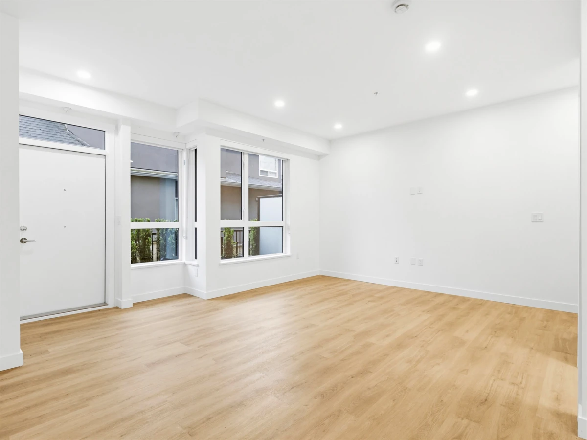Living Room Photo of 113 390 Guilby Street, Coquitlam, BC