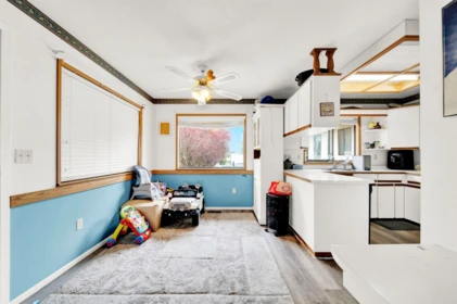 Breakfast Nook Photo of 27191 28a Avenue, Langley, BC