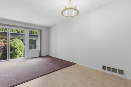 Breakfast Nook Photo of 7660 Sapphire Drive, Chilliwack, BC