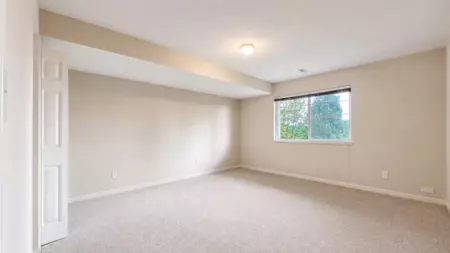 Entry Foyer Photo of 63 2979 Panorama Drive, Coquitlam, BC