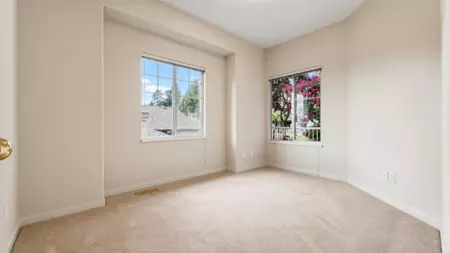 Guest Bathroom Photo of 63 2979 Panorama Drive, Coquitlam, BC