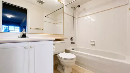 Hallway Photo of 63 2979 Panorama Drive, Coquitlam, BC