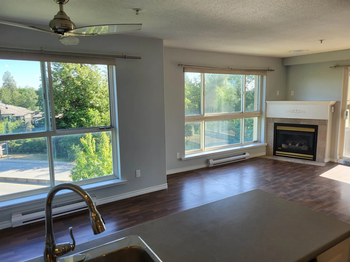 Family Room Photo of 505 22230 North Avenue, Maple Ridge, BC