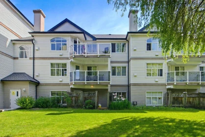 Backyard Photo of 103 12739 72 Avenue, Surrey, BC
