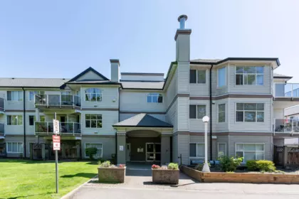 Garden / Landscaping Photo of 103 12739 72 Avenue, Surrey, BC