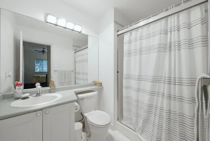 Laundry Room Photo of 103 12739 72 Avenue, Surrey, BC