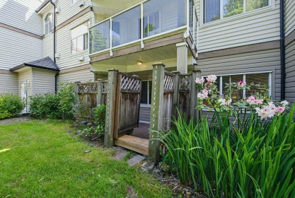 Powder Room Photo of 103 12739 72 Avenue, Surrey, BC