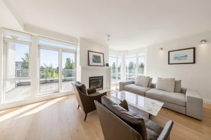 Breakfast Nook Photo of 602 618 W 45th Avenue, Vancouver, BC