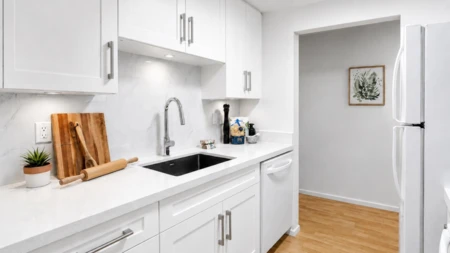 Kitchen Photo of 206 7295 Moffatt Road, Richmond, BC