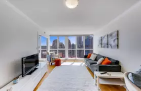 2206 1199 Seymour Street, Vancouver, BC
