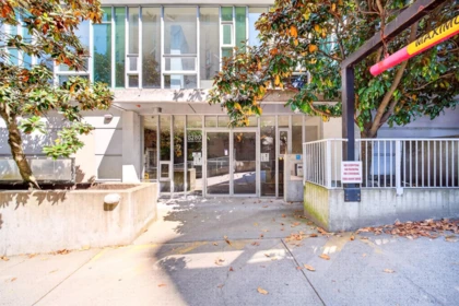 Hot Tub / Spa Photo of 606 8280 Lansdowne Road, Richmond, BC