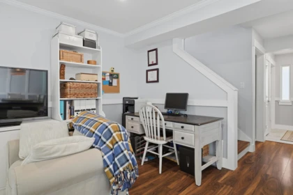 Breakfast Nook Photo of 15913 Alder Place, Surrey, BC