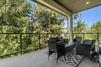 Breakfast Nook Photo of 50556 Kingston Drive, Chilliwack, BC