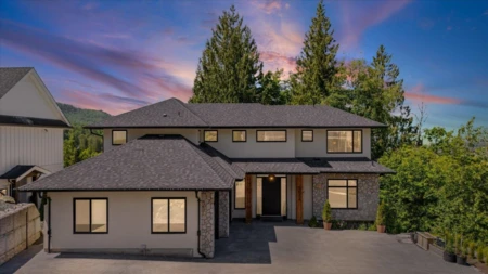 50556 Kingston Drive, Chilliwack, BC, Chilliwack — Single Family Residence for sale