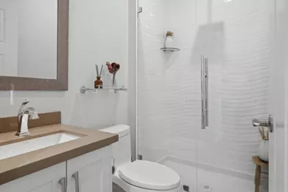 1820 Woodland Drive, Vancouver, BC, Vancouver — Half Duplex for sale