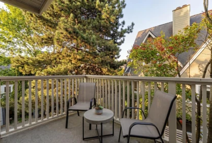 Entry Foyer Photo of 2427 W 6th Avenue, Vancouver, BC