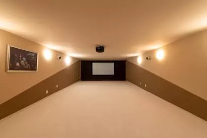 Hot Tub / Spa Photo of 1109 Hillside Road, West Vancouver, BC