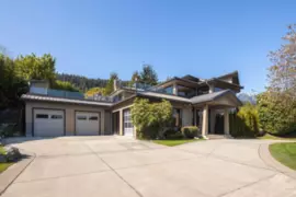 1109 Hillside Road, West Vancouver, BC