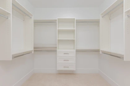 Basement Recreation Room Photo of 15672 82a Avenue, Surrey, BC
