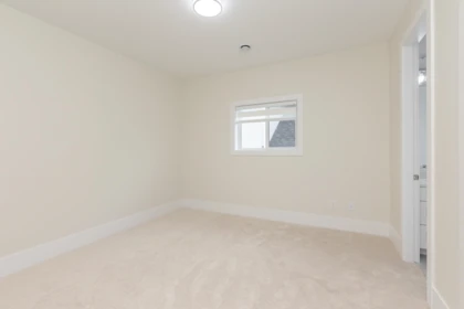 Hallway Photo of 15672 82a Avenue, Surrey, BC