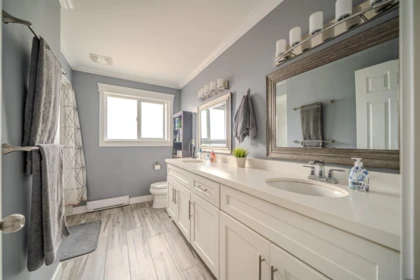 Primary Bathroom Photo of 11860 Dewsbury Drive, Richmond, BC