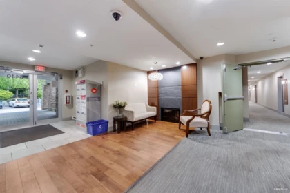Entry Foyer Photo of 215 6440 194 Street, Surrey, BC