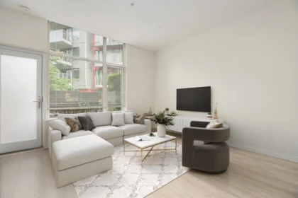 109 417 Great Northern Way, Vancouver, BC, Vancouver — Apartment/Condo for sale