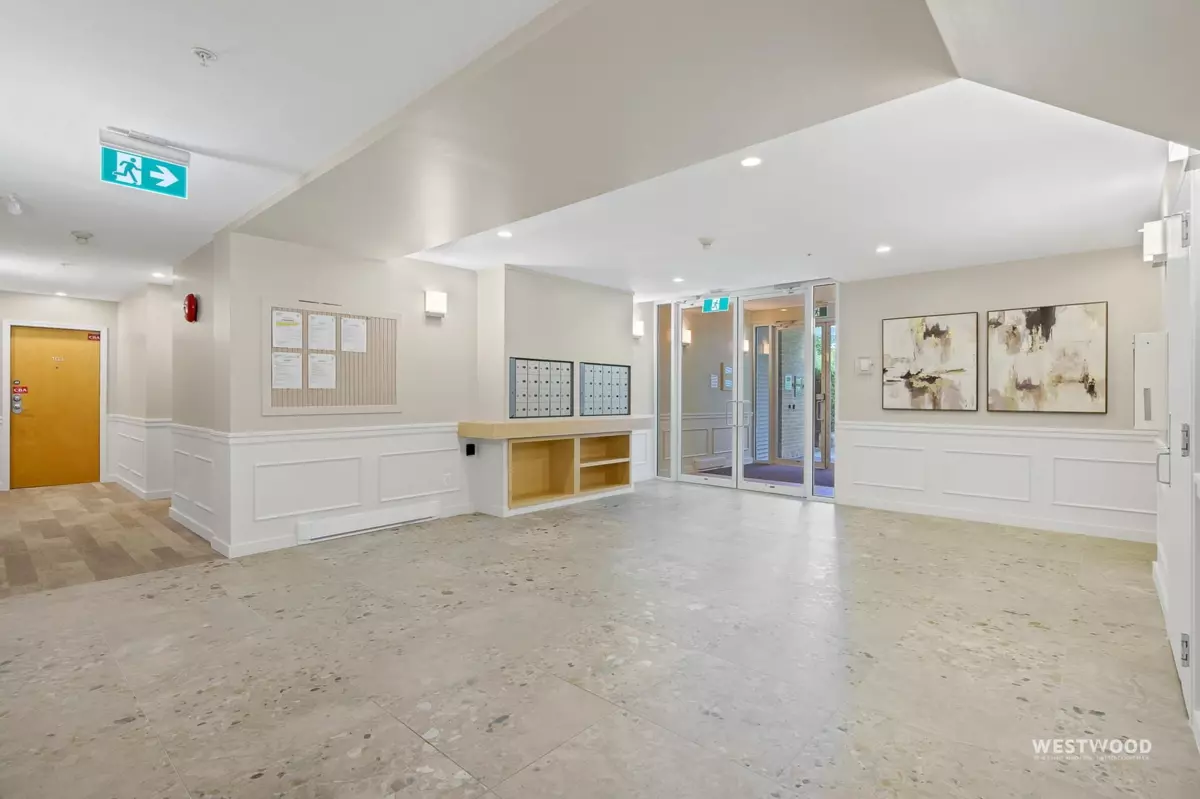 Family Room Photo of 207 6198 Ash Street, Vancouver, BC