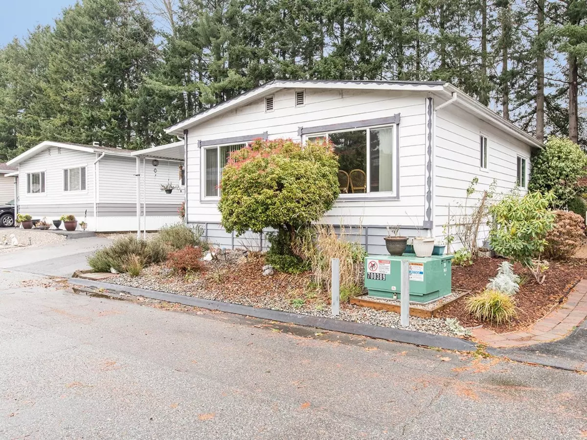 Living Room Photo of 297 1840 160 Street, Surrey, BC