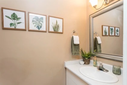 Mudroom Photo of 75 10760 Guildford Drive, Surrey, BC