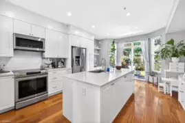 8527 Aquitania Place, Vancouver, BC