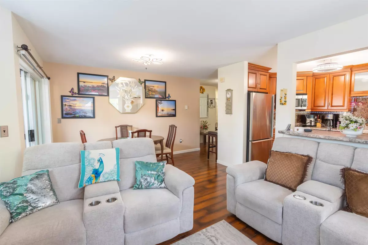 Dining Area Photo of 109 7554 Briskham Street, Mission, BC